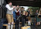 Musikalische Untermalung durch die Kapelle Quetschnblech 